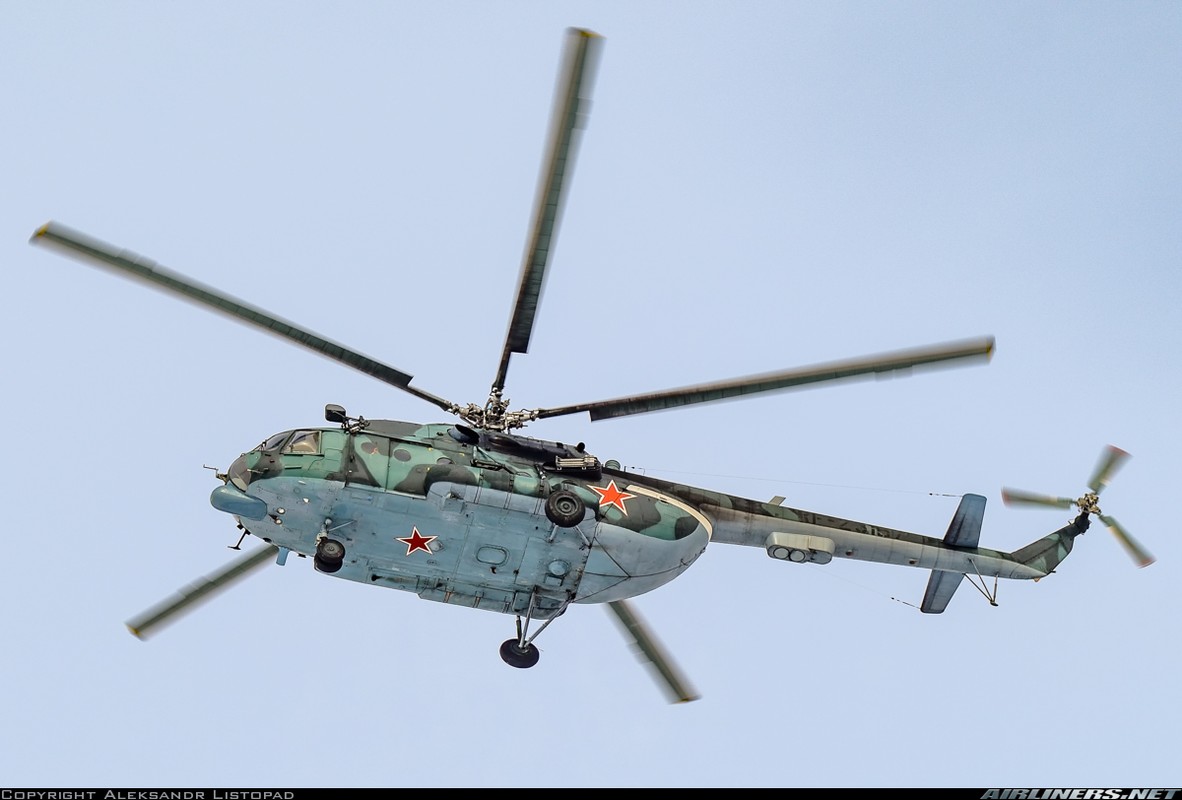 Truc thang Mi-8 lap ky luc vo tien khoang hau-Hinh-8