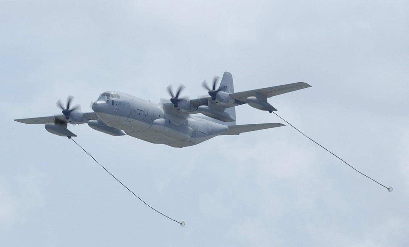 Kinh hoang hien truong may bay C-130 cua My gap nan-Hinh-11