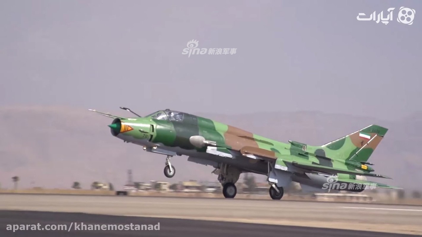 Iran bi mat hoi sinh “doi canh ma thuat” Su-22 lam gi?-Hinh-5