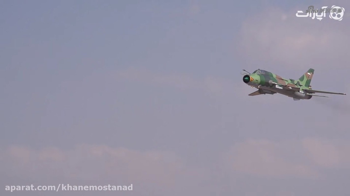 Iran bi mat hoi sinh “doi canh ma thuat” Su-22 lam gi?-Hinh-6