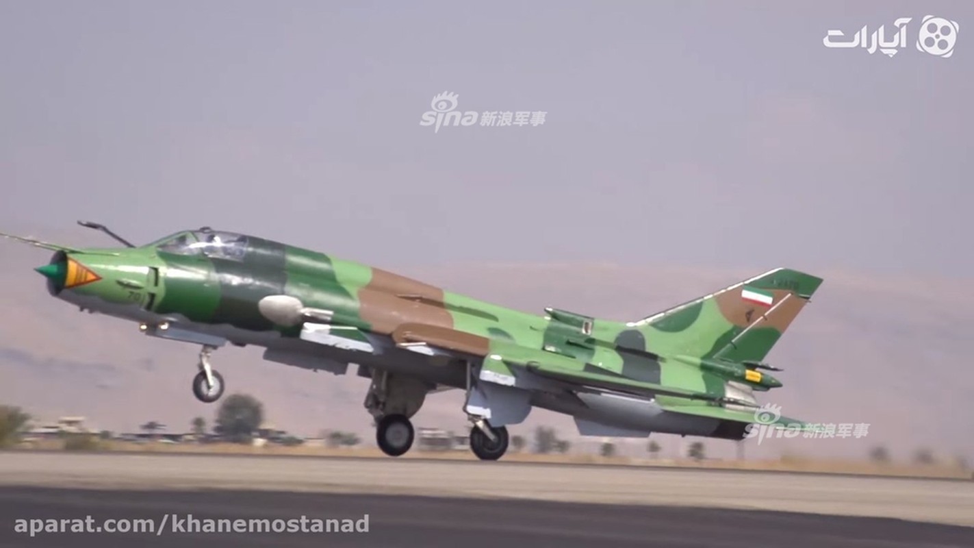 Iran bi mat hoi sinh “doi canh ma thuat” Su-22 lam gi?