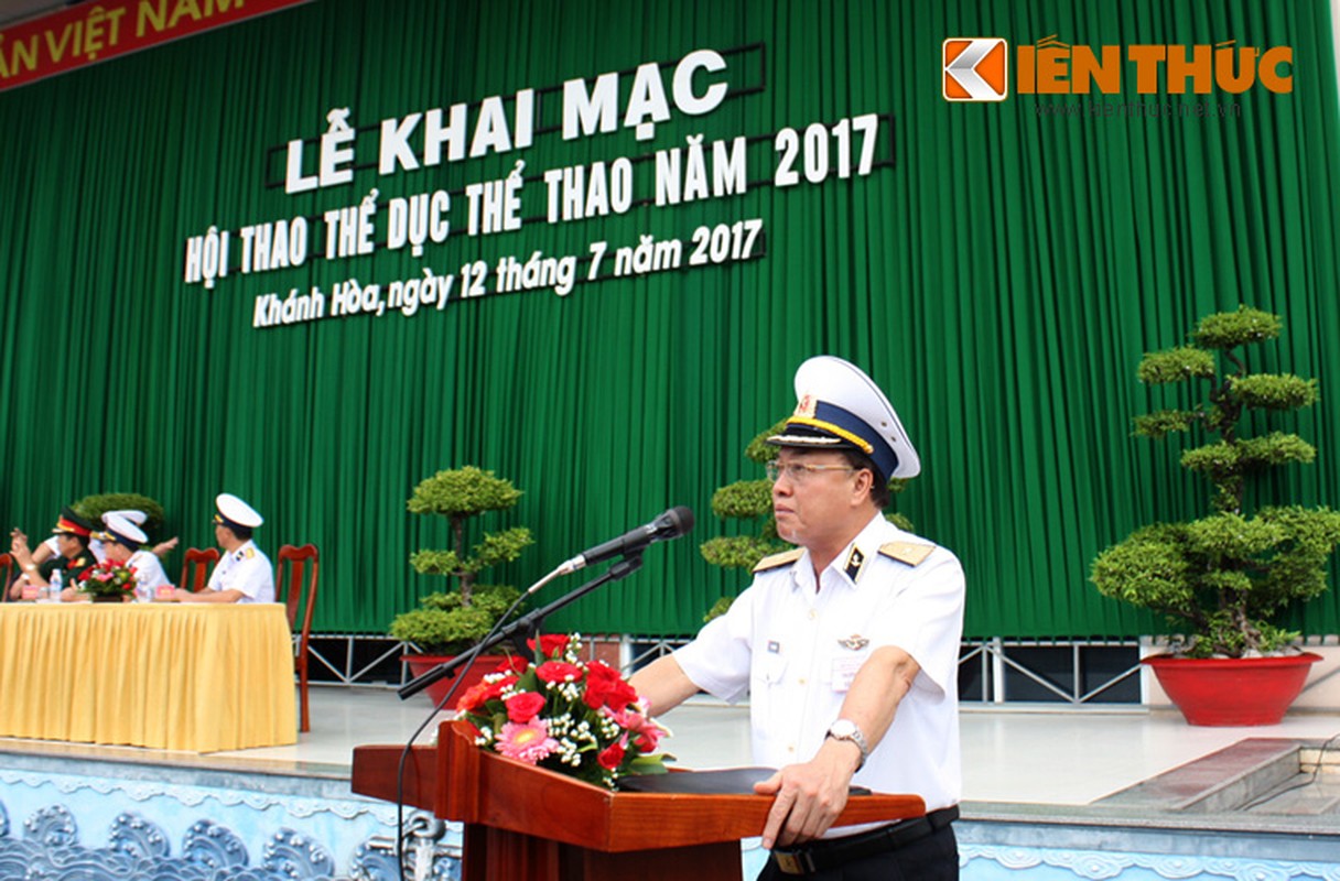 Hoanh trang khai mac Hoi thao TDTT Hai quan Viet Nam-Hinh-6