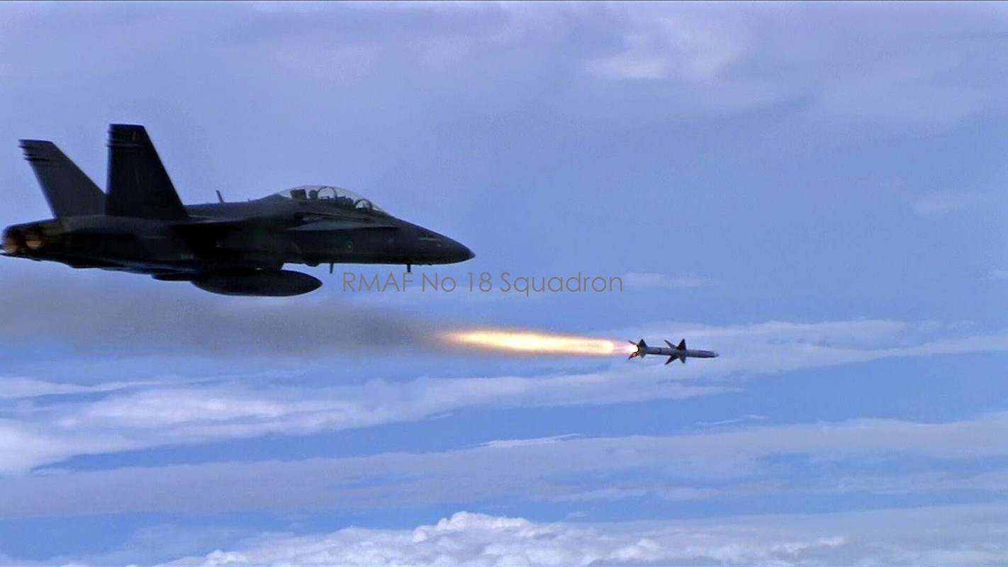 Tinh nang “khung” tiem kich F/A-18D Malaysia sau nang cap-Hinh-5