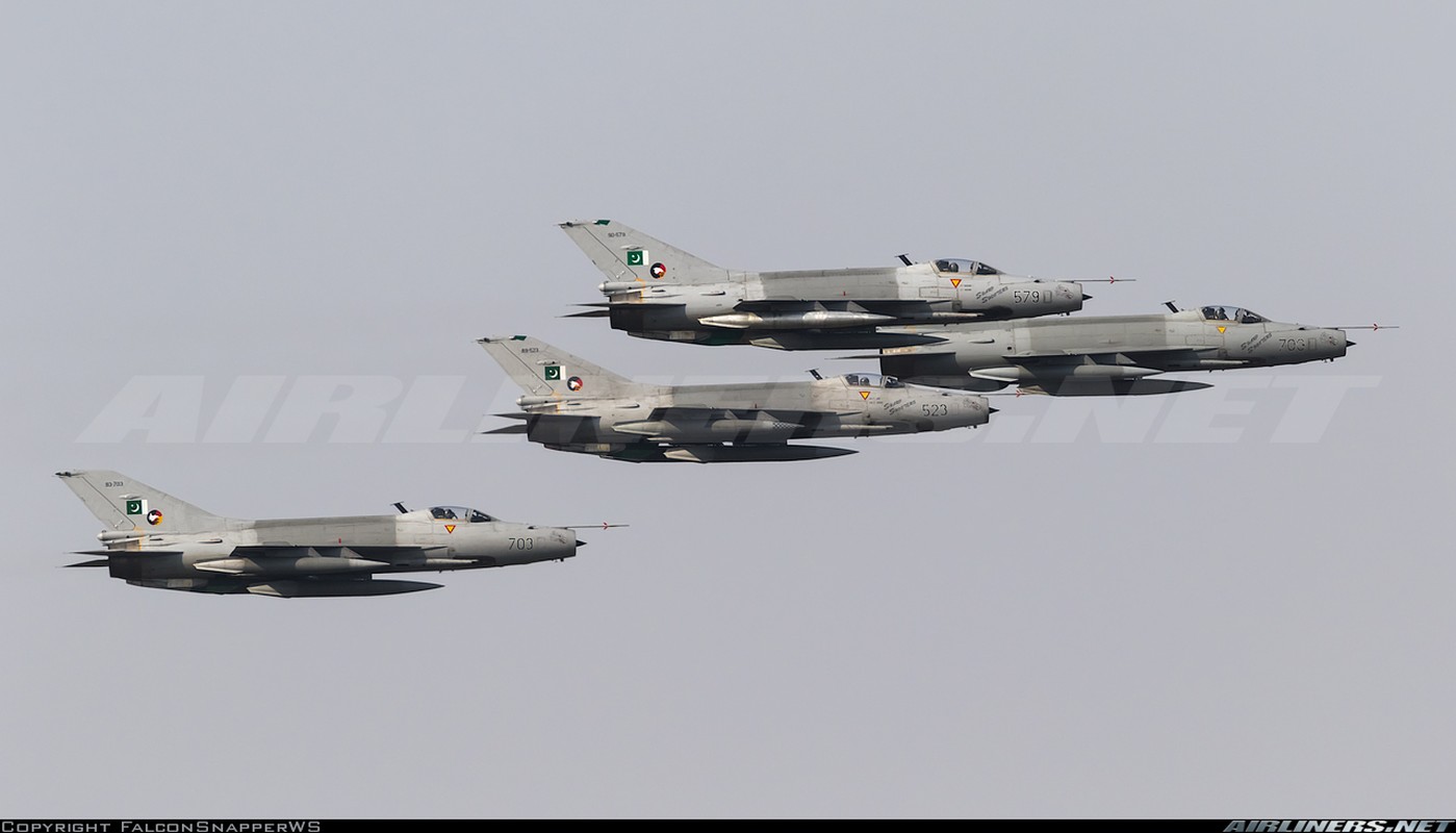3 thang mat 3 tiem kich F-7, Pakistan hoang voi hang Trung Quoc-Hinh-6