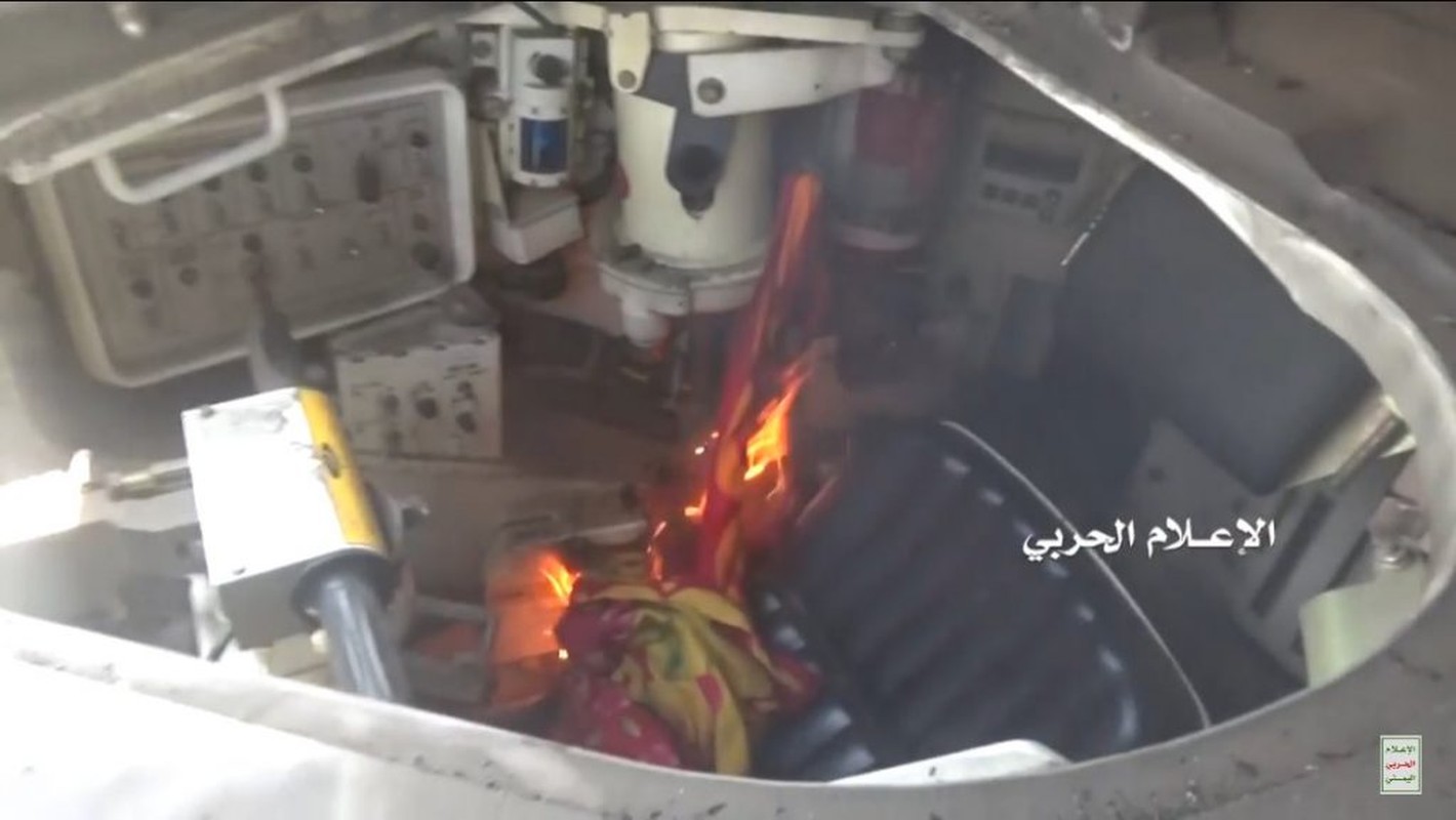 Phien quan Houthi tung don bi an, sieu tang M1A2S Abrams tan tanh-Hinh-3