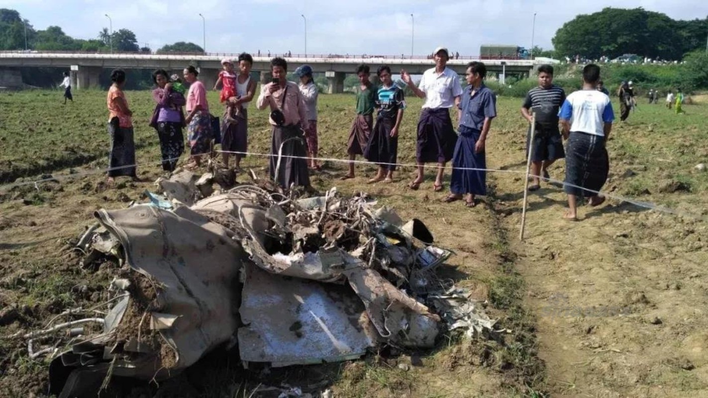 Loan nguyen nhan hai may bay chien dau Myanmar roi trong mot buoi sang-Hinh-7