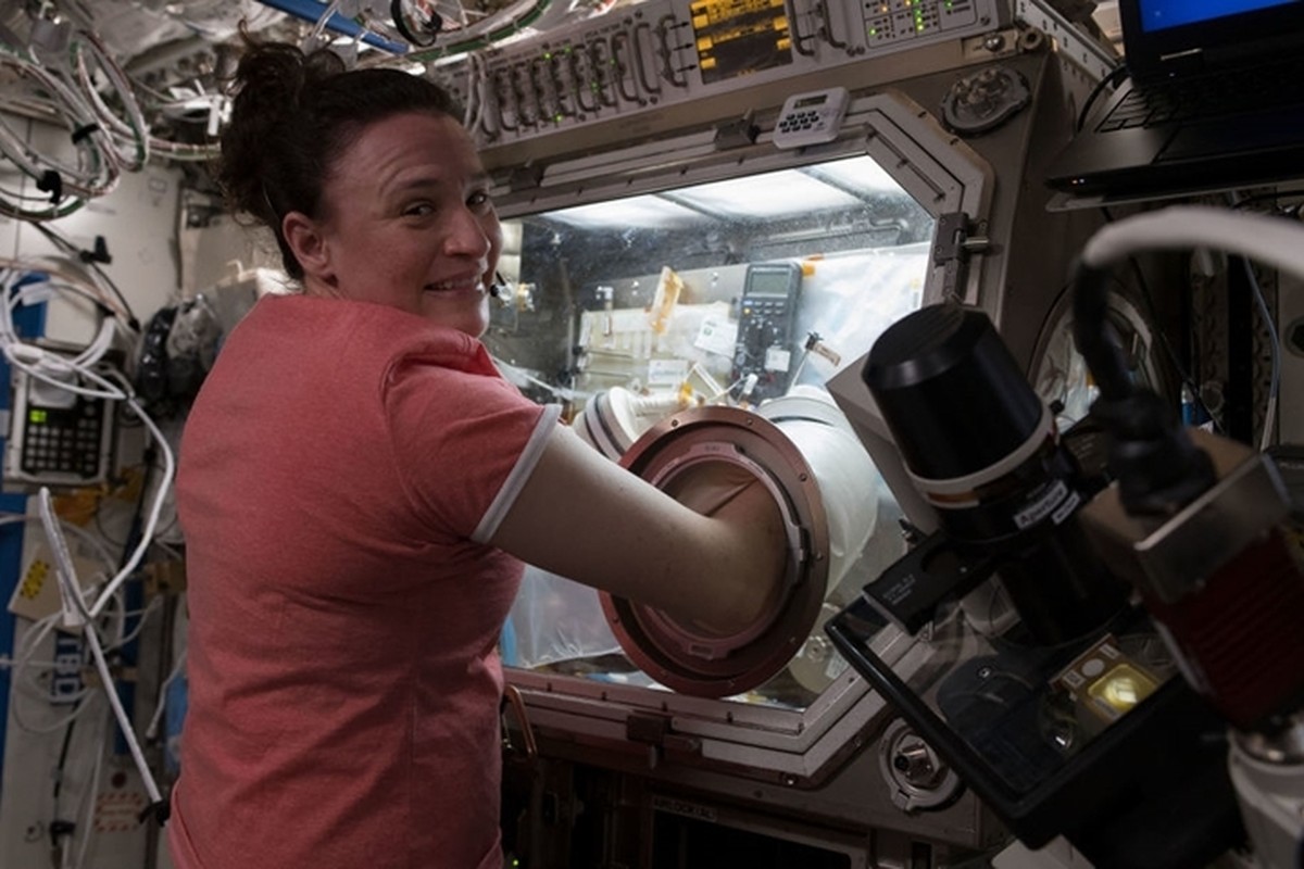 Anh: Cuoc song lo lung ben trong tram vu tru quoc te ISS-Hinh-11