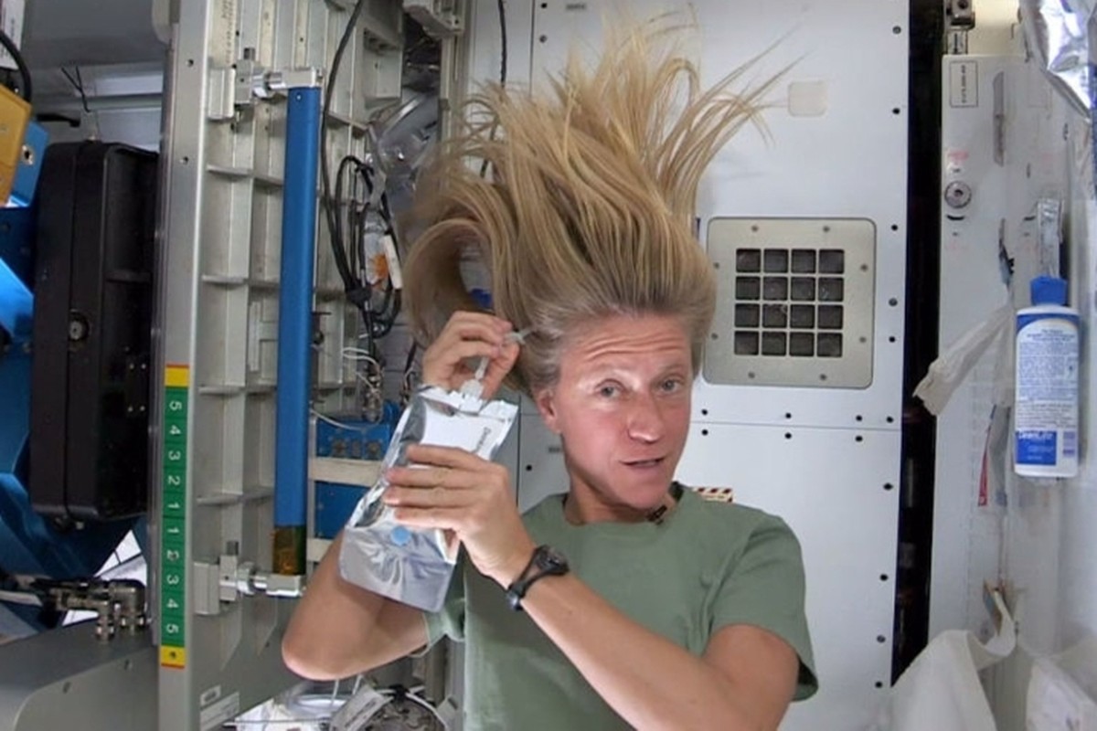 Anh: Cuoc song lo lung ben trong tram vu tru quoc te ISS-Hinh-16