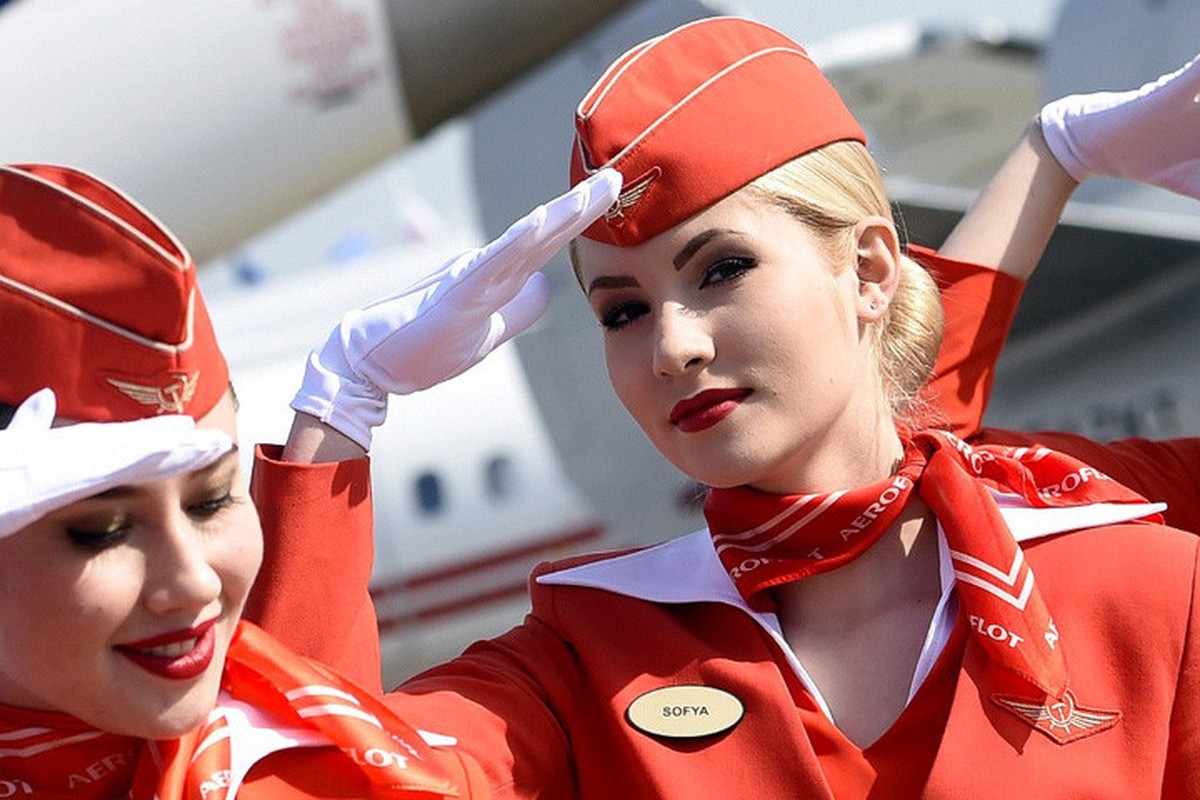 Anh: Cac nu tiep vien xinh dep Aeroflot-Hinh-3
