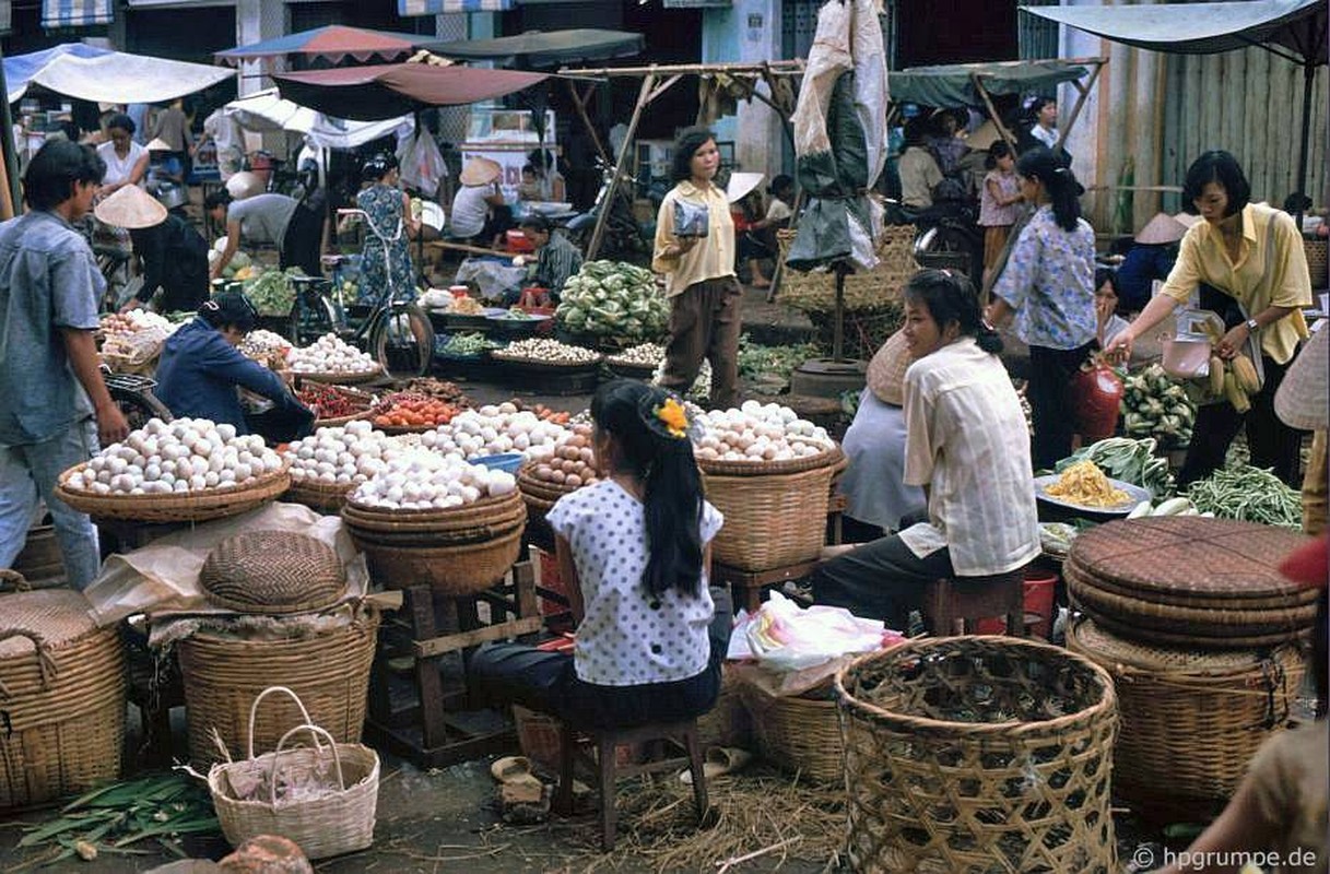 Khac la chum anh mau ve Buon Ma Thuot nam 1992-Hinh-5