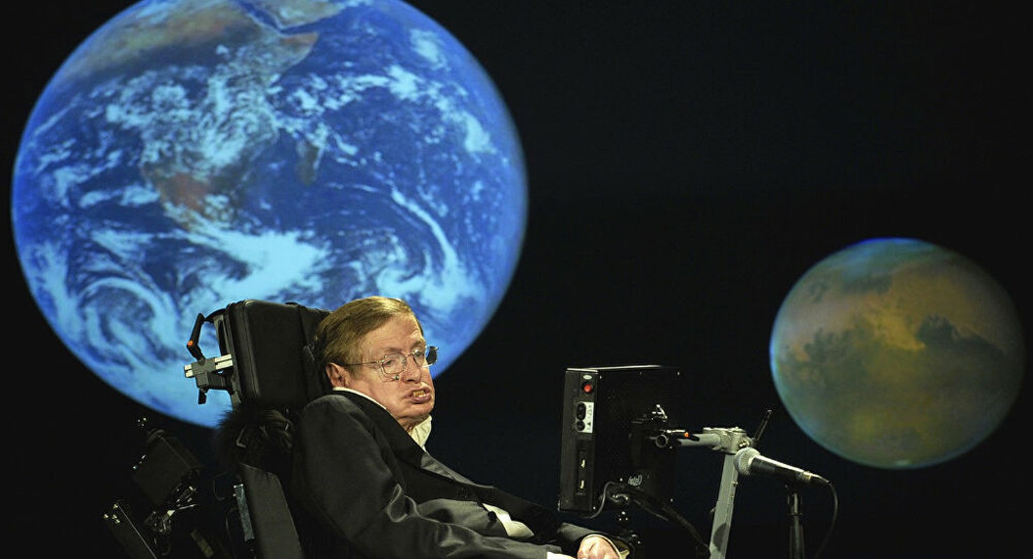 Before he died, what did Stephen Hawking watch about aliens?-Picture-7