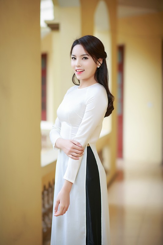 Mai Phuong Thuy ru Ky Duyen di tang qua Tet-Hinh-9