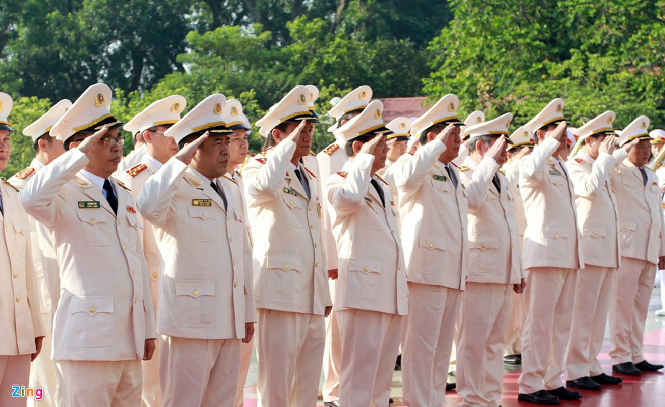 Anh: Lanh dao Dang, Nha nuoc vieng cac anh hung liet si-Hinh-6