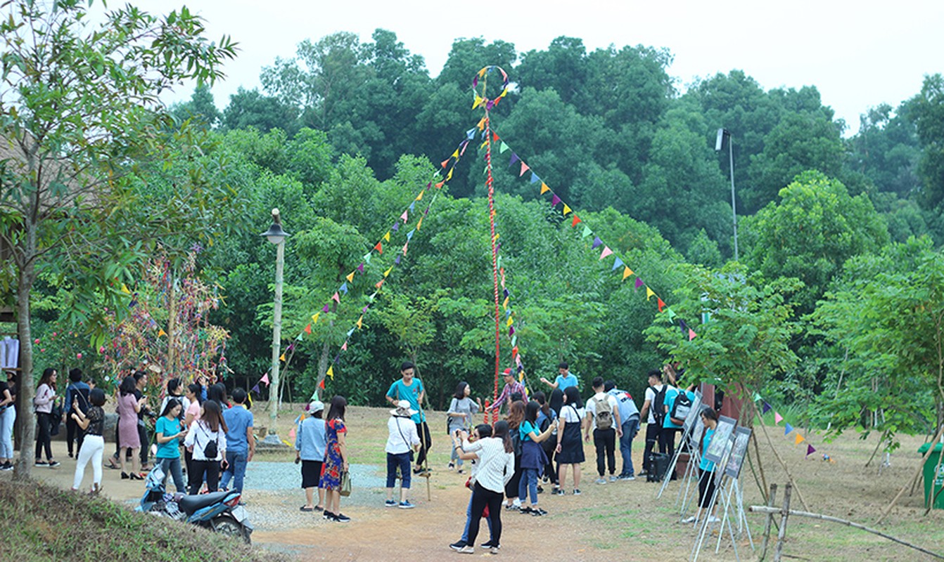 Ngan ngam canh do nat o Lang Van hoa - Du lich cac dan toc VN-Hinh-25