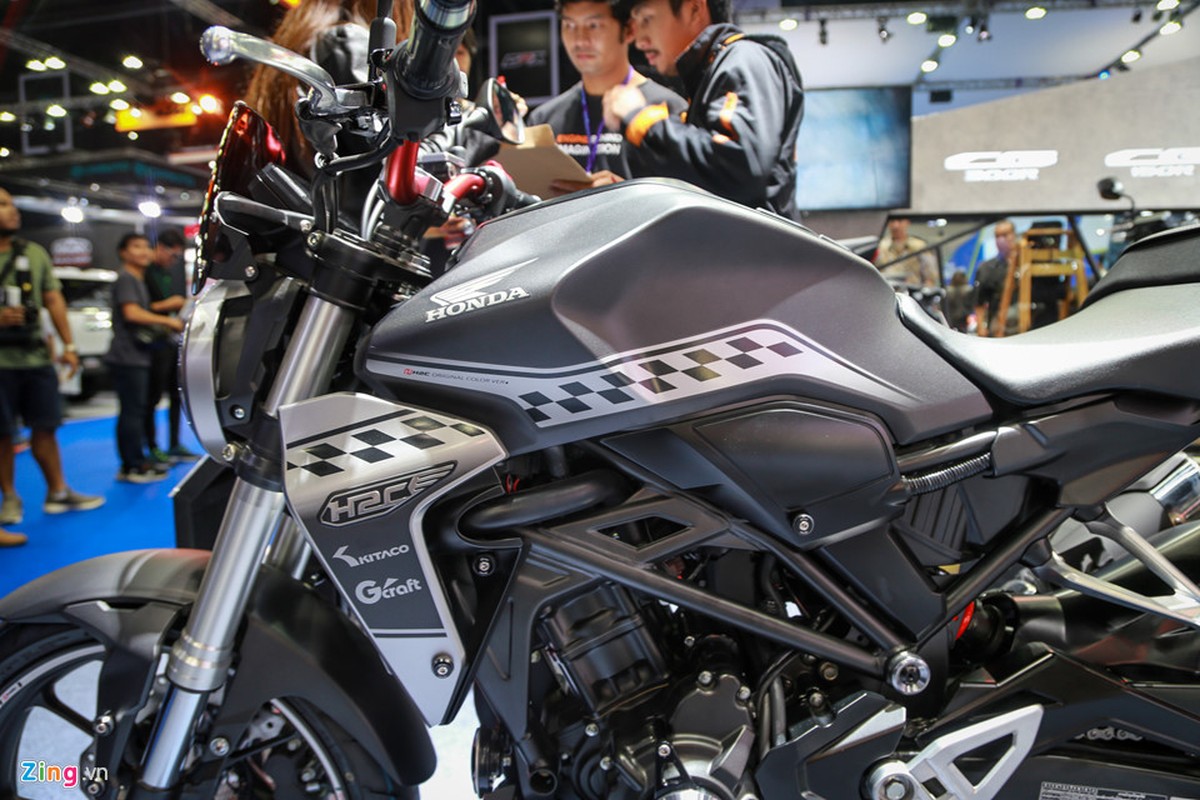 Honda CB300R 2018 gia 4.800 USD, lua chon moi phan khuc 300cc-Hinh-6