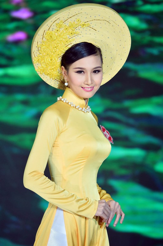 Hinh anh Nguyen Thi Ha o HHVN 2014 truoc khi di tu duoc tim kiem-Hinh-2