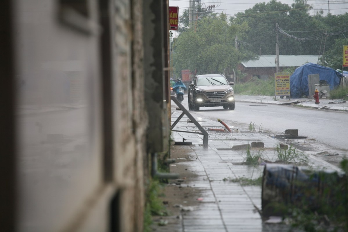 Ha Noi: Duong Sa Doi chua cai tao xong, nhieu biet thu 