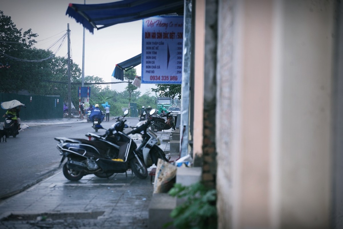 Ha Noi: Duong Sa Doi chua cai tao xong, nhieu biet thu 