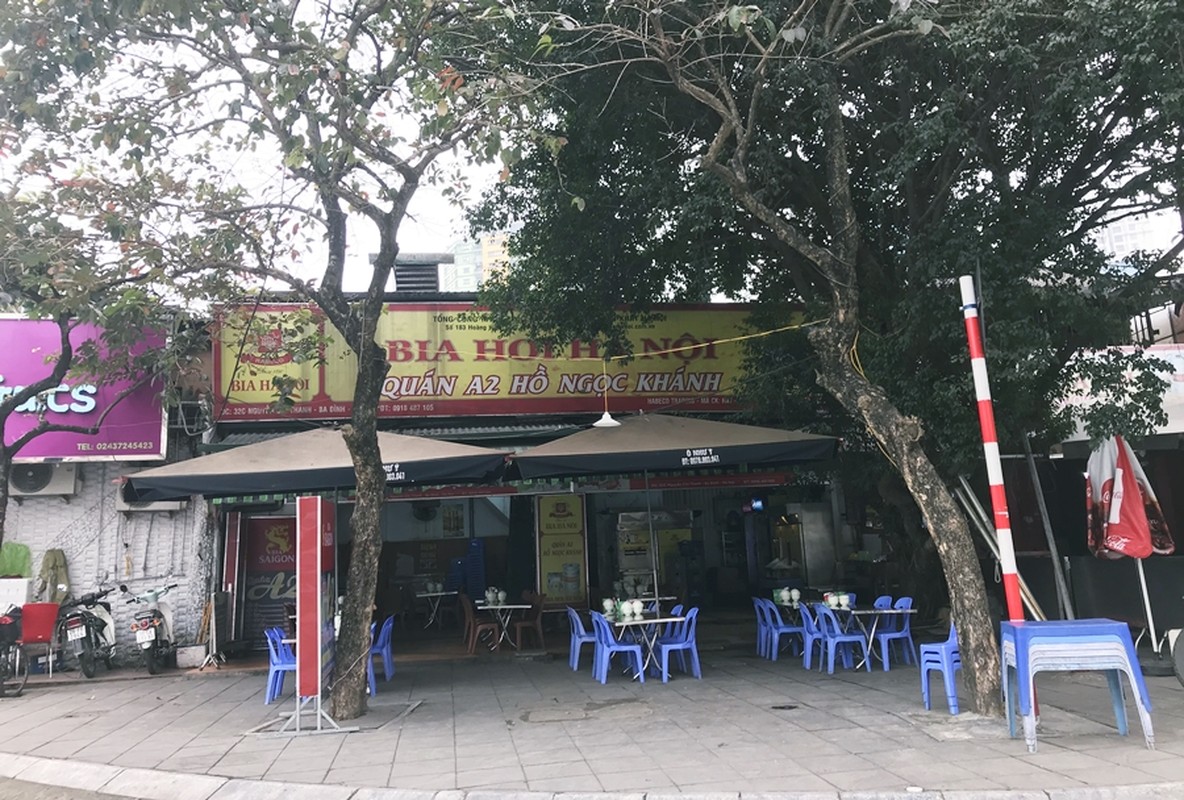 Loat quan nhau noi tieng Ha Noi dong cua im lim, vang khach mua Corona