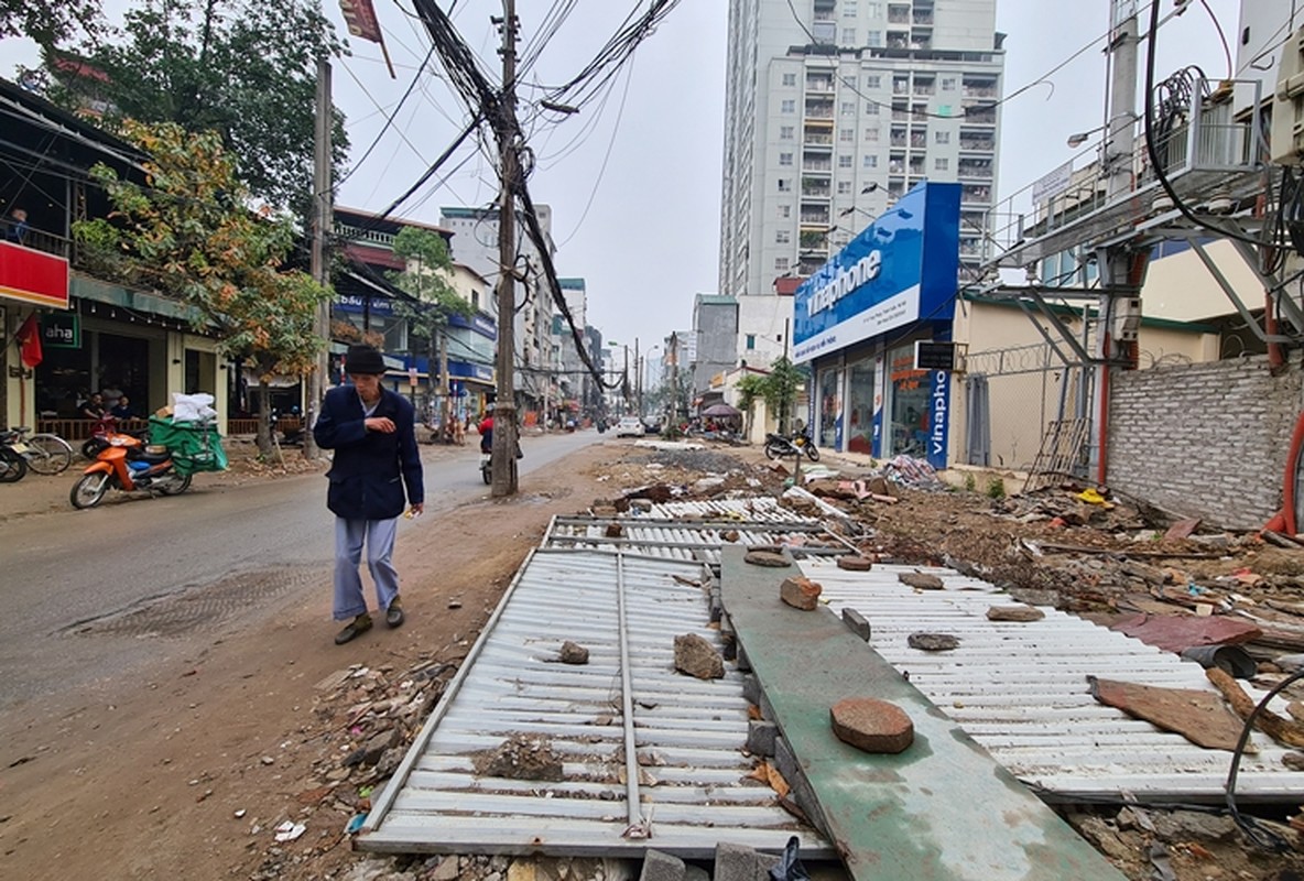 Ha Noi: Du an mo rong tuyen duong hon 400m cham tien do... dan 