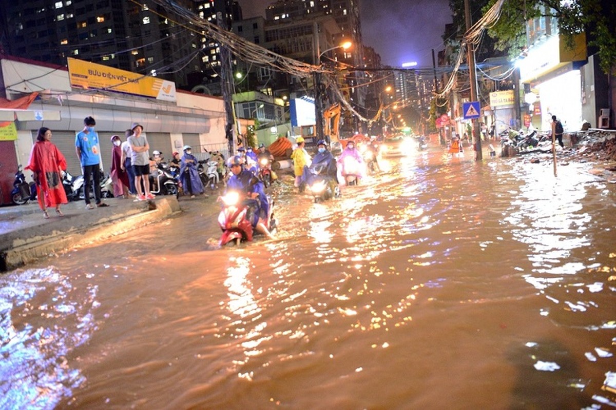 Ha Noi: Du an mo rong tuyen duong hon 400m cham tien do... dan 