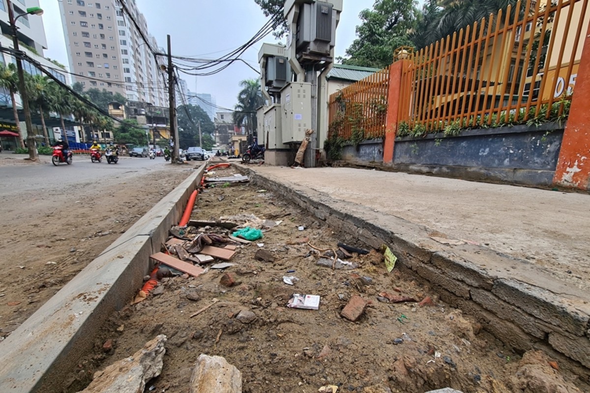 Ha Noi: Du an mo rong tuyen duong hon 400m cham tien do... dan 