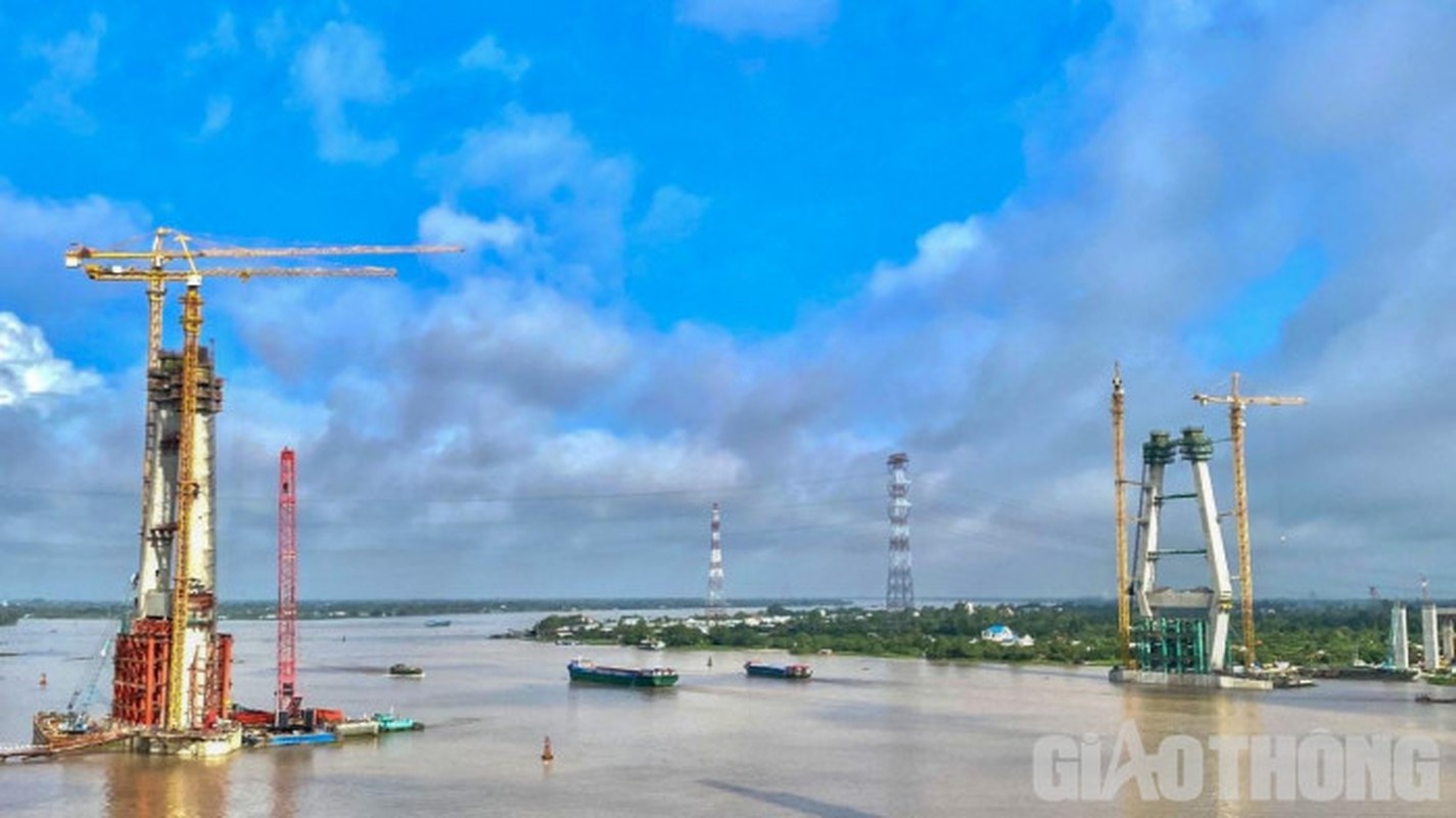 View - 	Soi tiến độ Cầu Mỹ Thuận 2 sau 30 tháng thi công