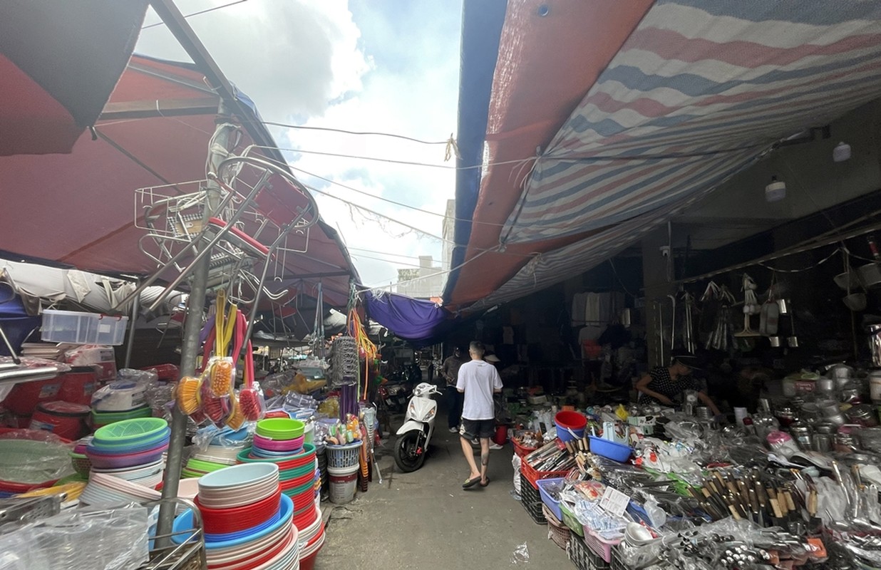 Bac Ninh: Hinh anh Cho Nhon tam dung hoat dong... tieu thuong “lao dao“-Hinh-7