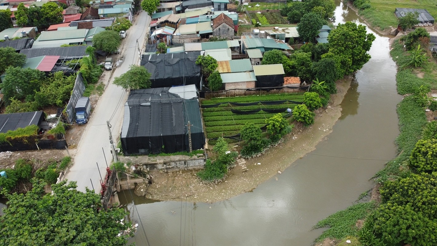 Can canh hang loat cong trinh “moc” tren dat nong nghiep o Tay Tuu-Hinh-8