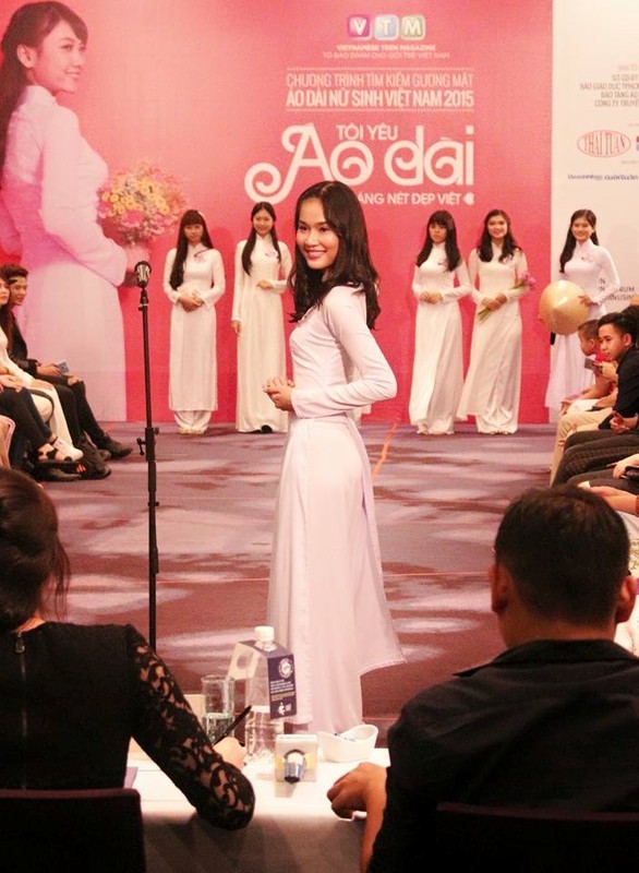 Ngam nu sinh Le Hong Phong dang quang Miss Ao dai 2015-Hinh-5