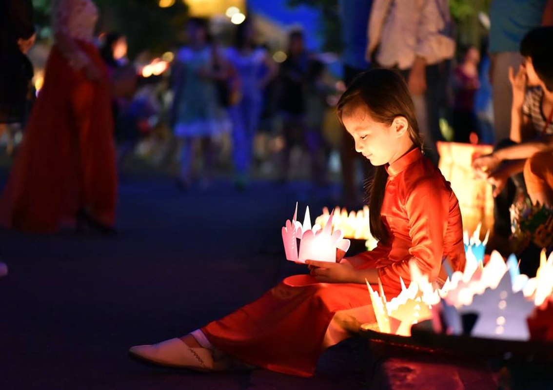 Thien than nhi Da Nang duoc bo chup hinh o Hoi An-Hinh-7