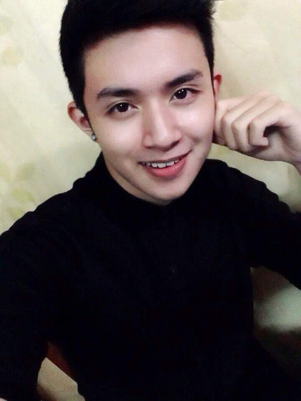 Hot boy quan phuc dep trai bat ngo noi tieng-Hinh-5