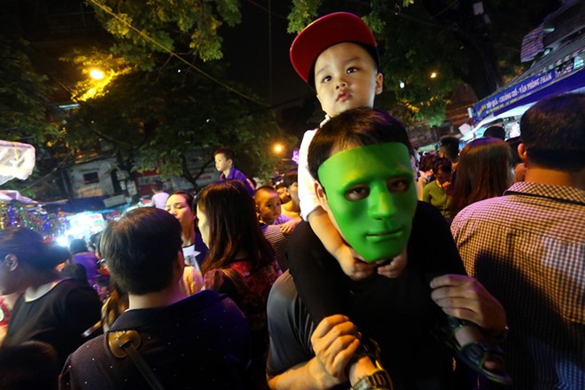 Phat hoang mat na quai di, “khung bo” mua Trung thu 2015