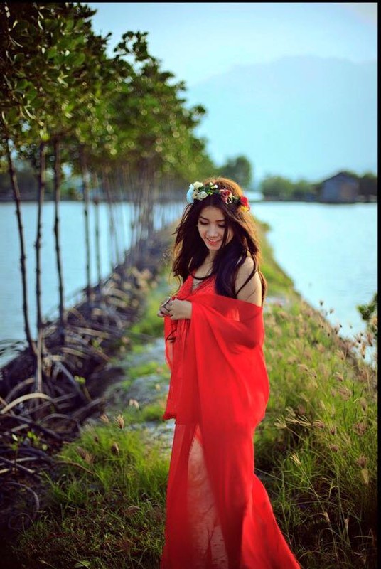 Hot girl Nha Trang len chuc me van tre nhu nu sinh-Hinh-8