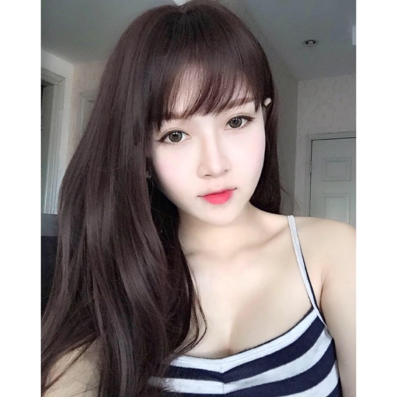 Hot girl o cu xinh nhu mong ke ve nguoi chong 