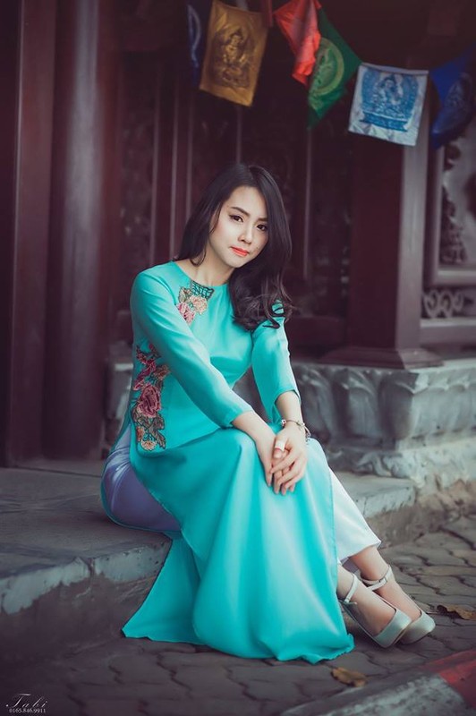 Co gai 9X xinh nhu mong, say me ao dai Viet