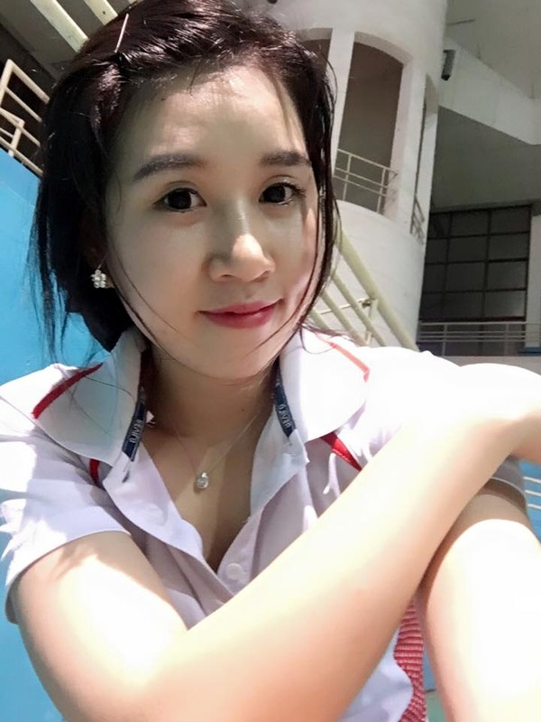 Phai long co hot girl gat lua 