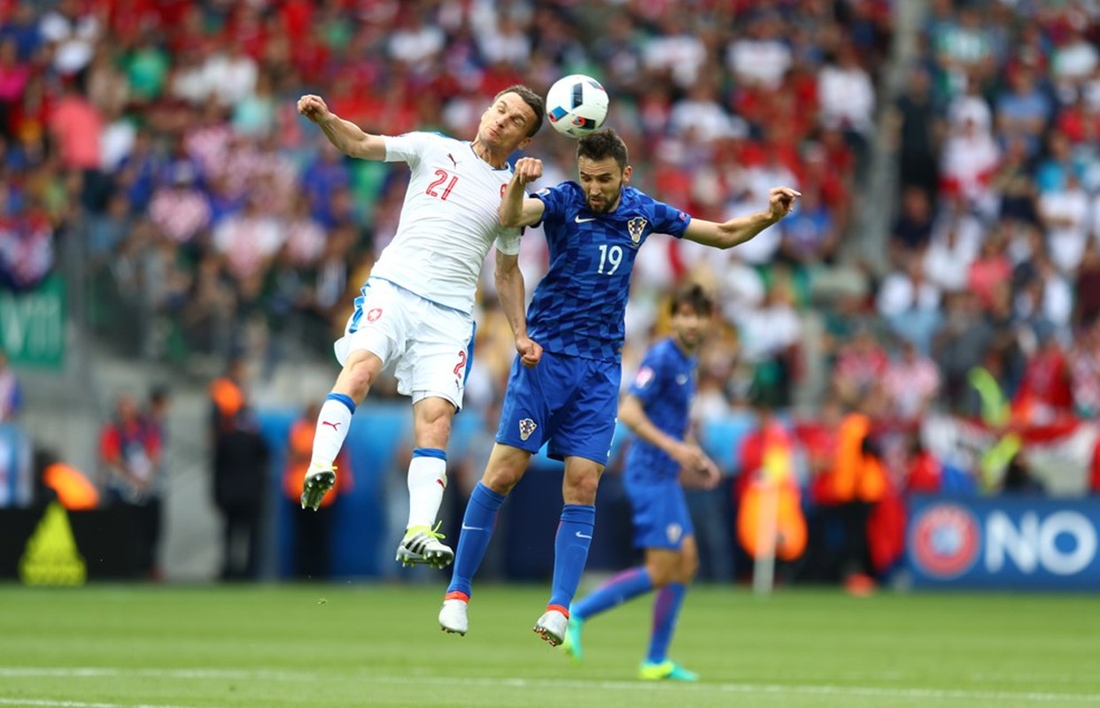 Euro 2016 Croatia 2 - 2 CH Sec: Kich tinh khong tuong-Hinh-2