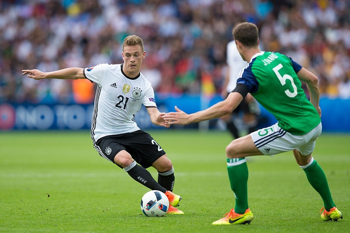 Euro 2016 Duc 1 - 0 Bac Ireland: Qua den cho Muller!-Hinh-11