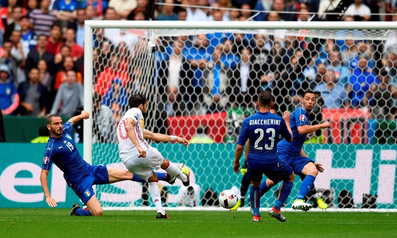 Euro 2016 Italia 2 - 0 Tay Ban Nha: Nguoi Y doi no-Hinh-4