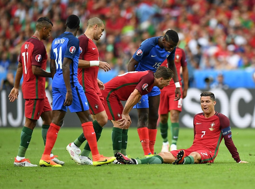 CK Euro 2016 Bo Dao Nha 1 - 0 Phap: Tran dau ky la-Hinh-4