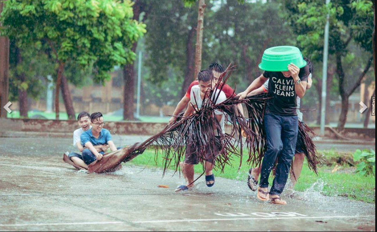 Ky yeu mua lu: Sinh vien Nong nghiep xuong san “tap boi“