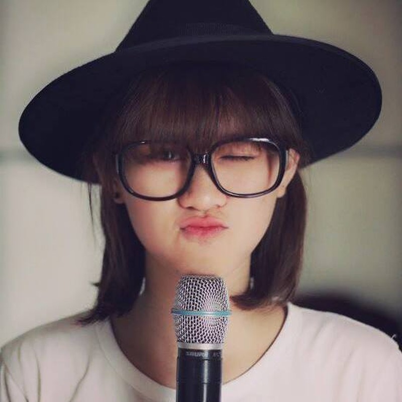 Hot girl hat rong ban keo giong giong het Le Quyen-Hinh-3