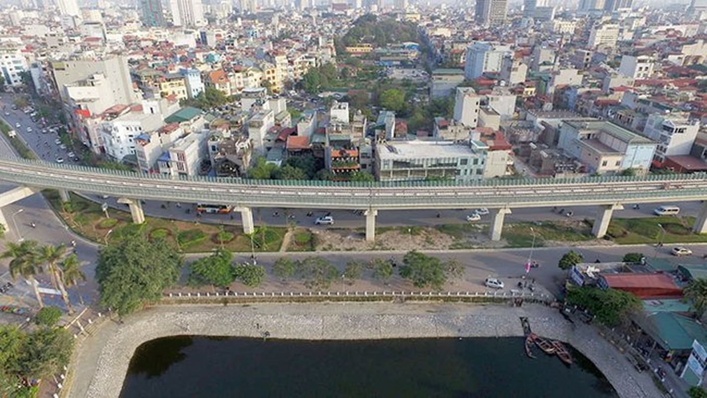 Ngam tuyen duong sat tren cao phuc vu 3 van khach moi gio o HN-Hinh-3