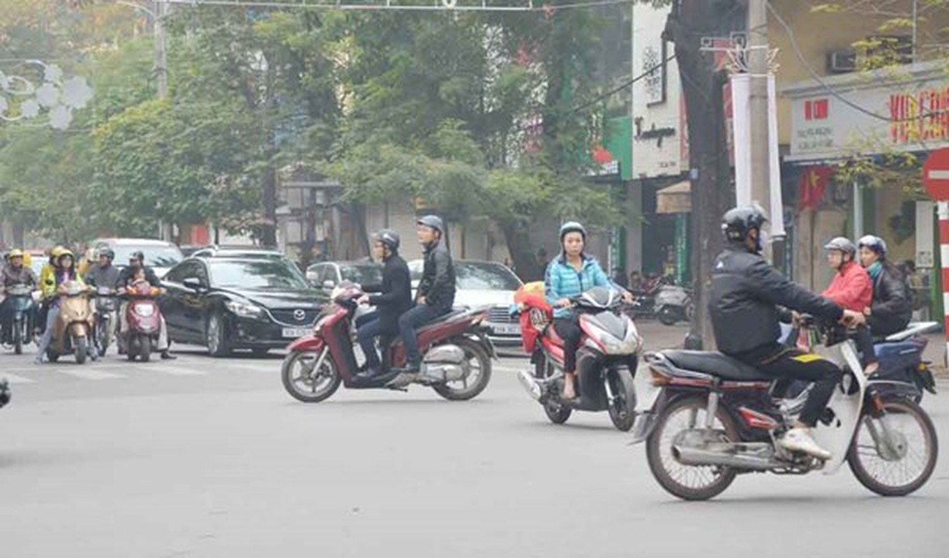 Xem dan Ha Noi vi pham giao thong ngay can Tet 2015-Hinh-10