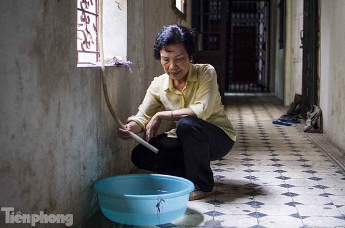 Xem canh nguoi dan Ha Noi hung nuoc... dieu hoa de dung-Hinh-6