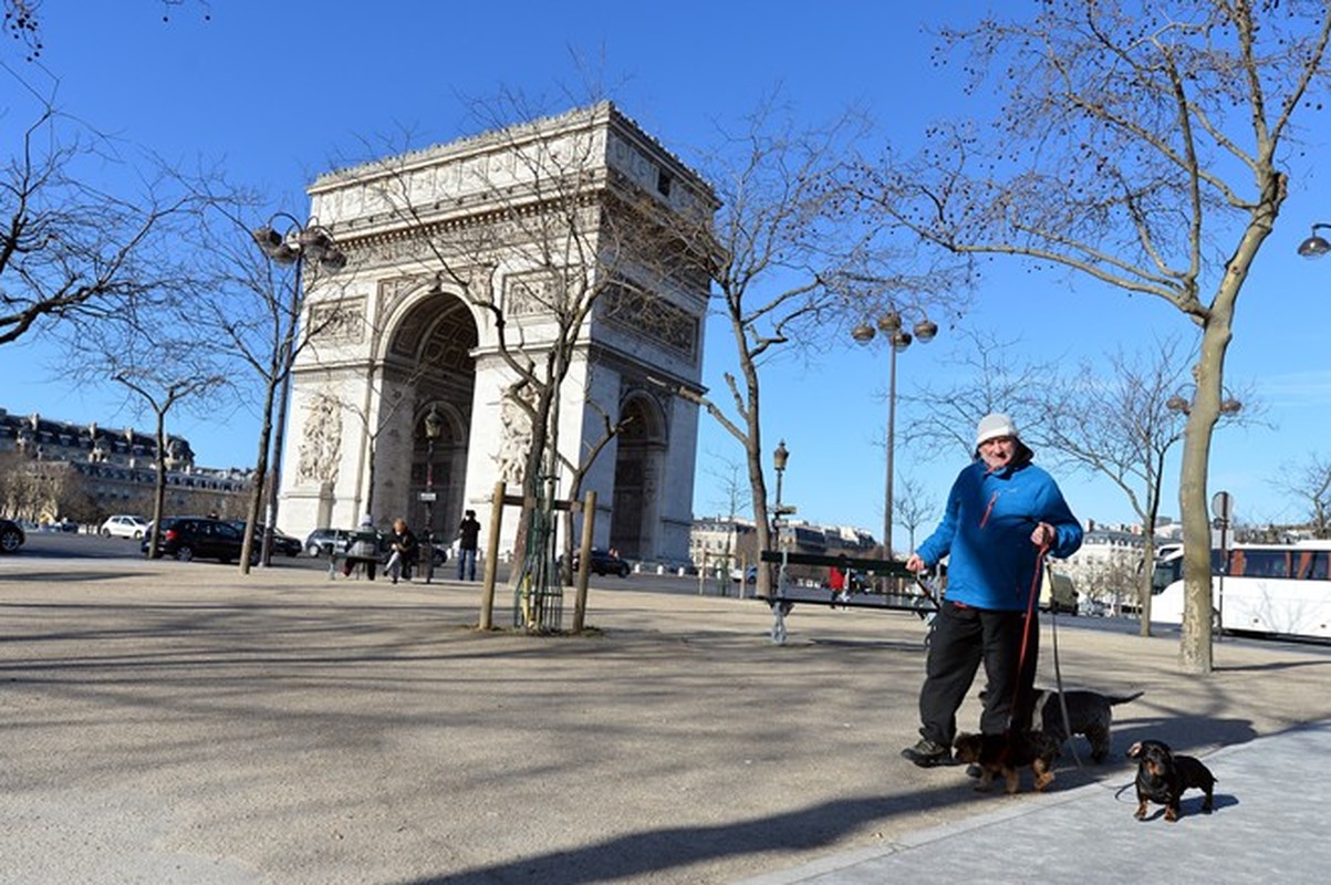 Ngam Khai Hoan Mon hoanh trang giua Paris long lay-Hinh-4