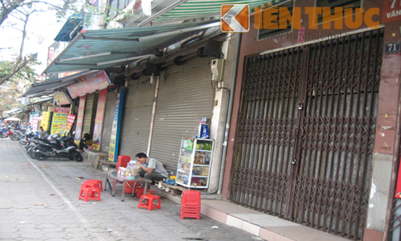 Xem canh hang quan Ha Noi dong chat cua sau Tet-Hinh-8