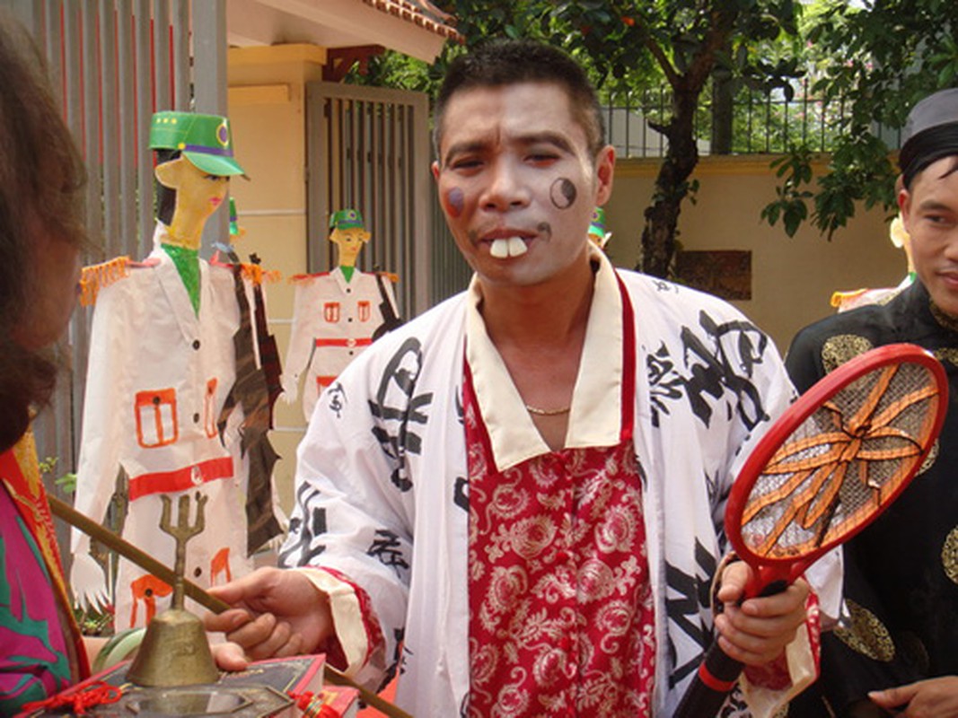 Ta hoa ngam sao Viet hoa trang xau ma che quy hon-Hinh-4