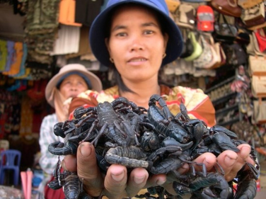 Kham pha loat cho mien Tay noi tieng kinh di-Hinh-9